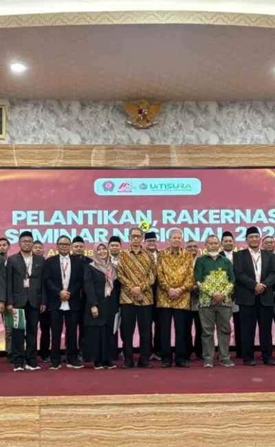 pelantikan-asosiasi-pengelola-asrama-ptma-QZU1